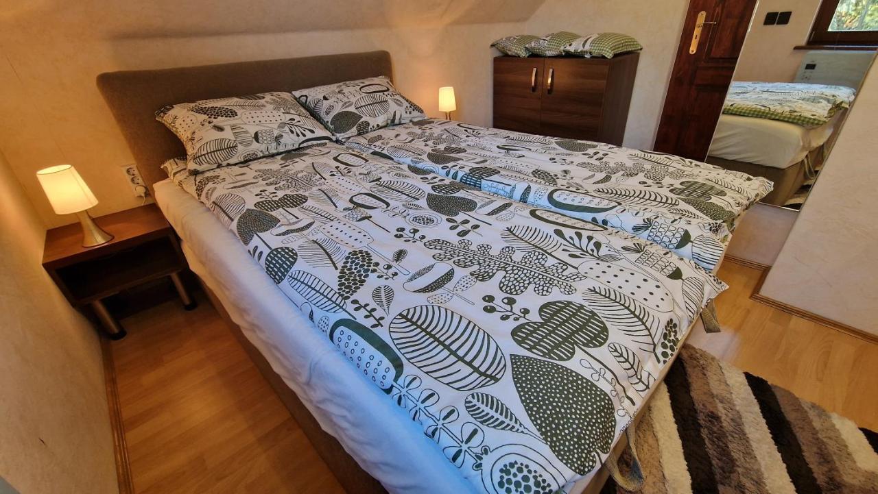 Villa Pilis Hills View Deluxe House With Pool & Ac Near Bp Pilisszentivan Esterno foto