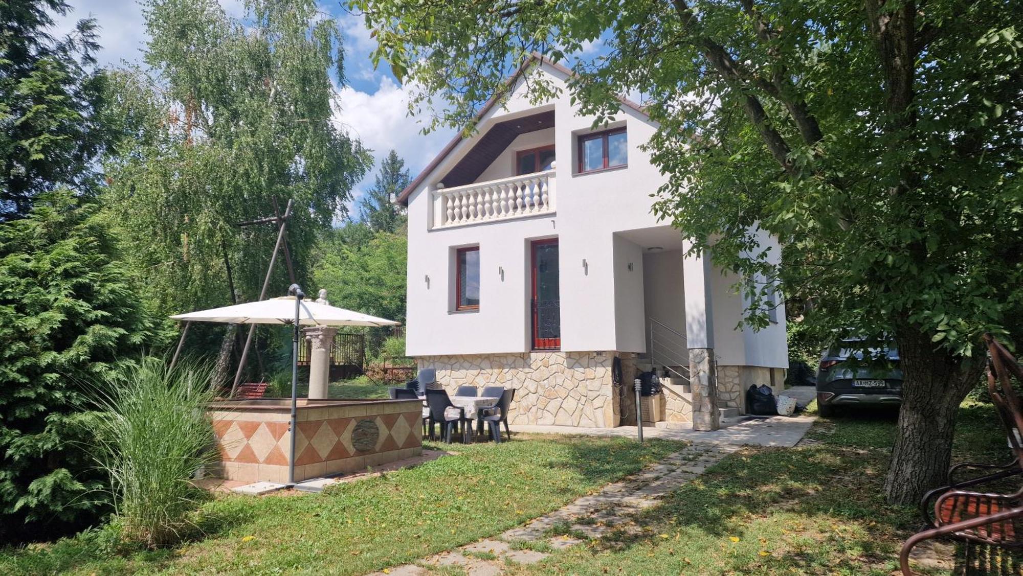 Villa Pilis Hills View Deluxe House With Pool & Ac Near Bp Pilisszentivan Esterno foto